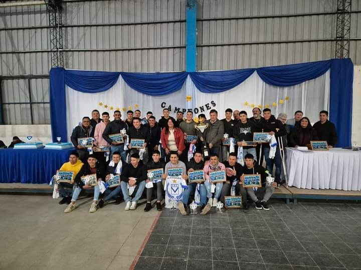 CENA DE AGASAJO AL PLANTEL CAMPEON DEL APERTURA DE PRIMERA DIVISIÓN DE AFOCH 