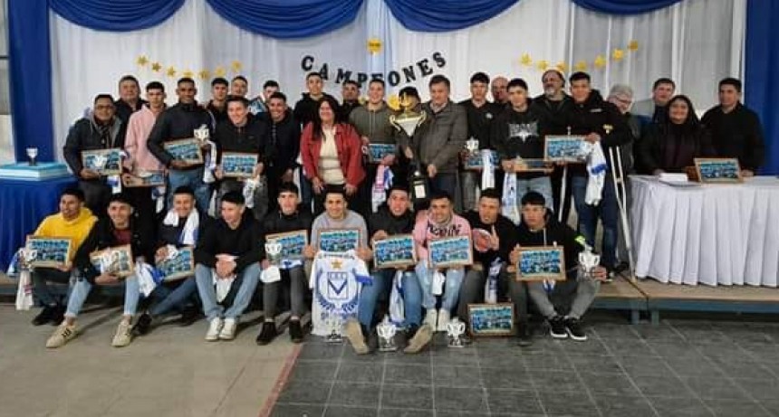 CENA DE AGASAJO AL PLANTEL CAMPEON DEL APERTURA DE PRIMERA DIVISIÓN DE AFOCH 